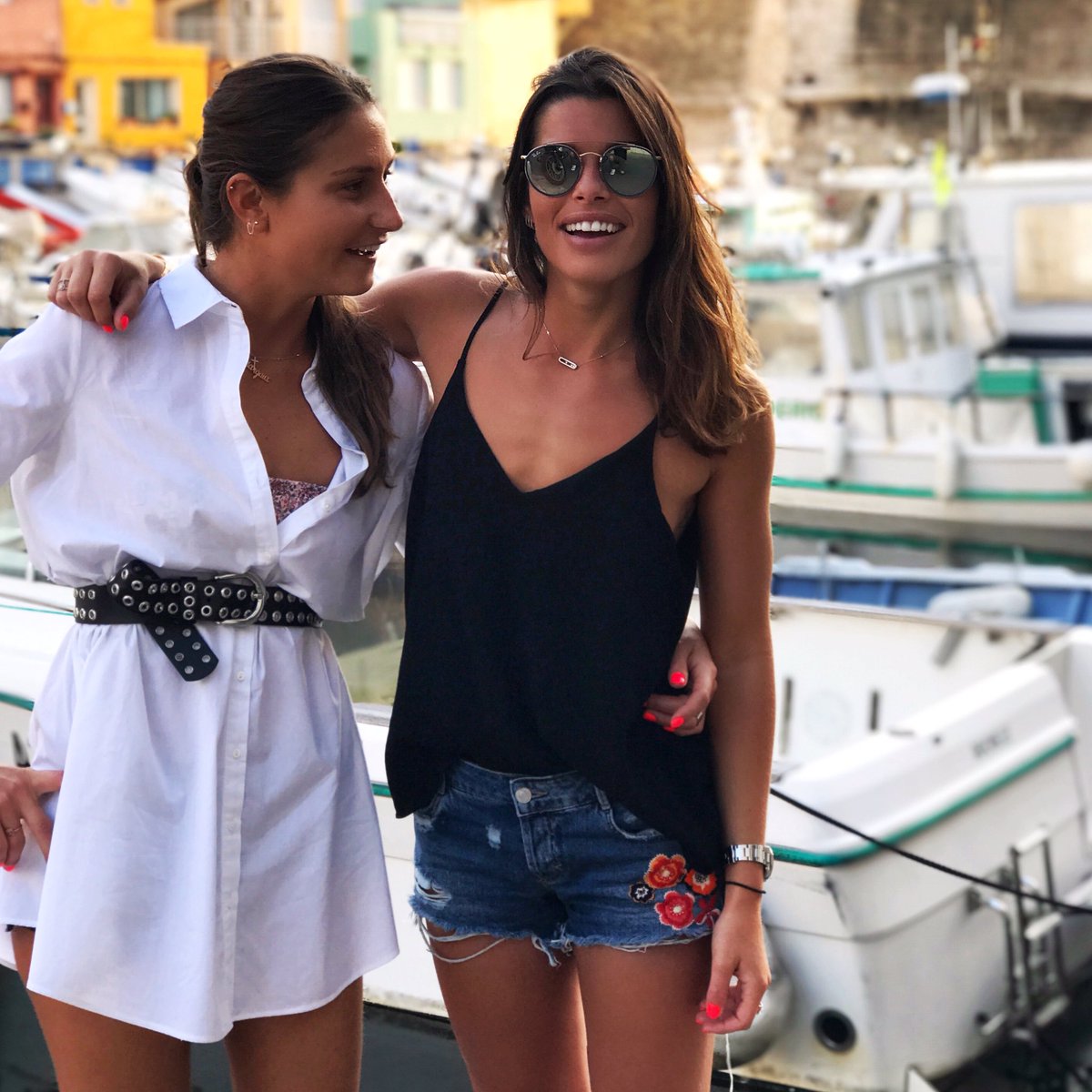 FannySkalli's tweet photo. Marseille ☀️ https://t.co/CwF9T8nqIX