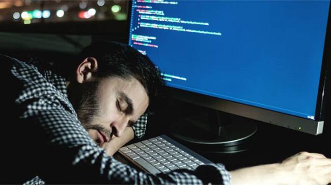 Yeterince uyumadığımızda beyin kendini yemeye başlıyor
fizikist.com/yeterince-uyum…