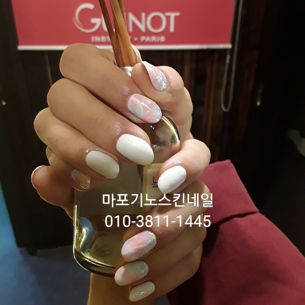 guinot3939's tweet photo. #마포네일 #웨딩네일 #마포속눈썹 #마포기노스킨 #마포피부관리
#마포왁싱 #마포네일샵 #마포네일잘하는곳 #마포웨딩케어 #신부관리
#아로마마사지 #스톤아트 #젤전문 #생화네일 #봄네일아트 #연예인네일 #러시안볼 https://t.co/WsWjBXCmkr