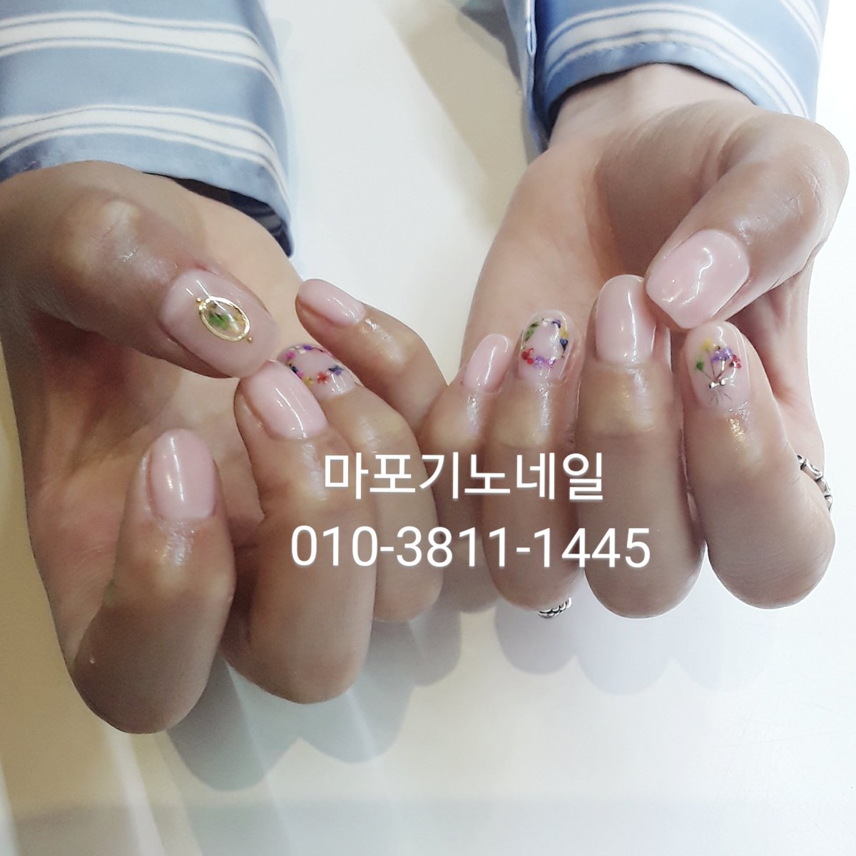 guinot3939's tweet photo. #마포네일 #웨딩네일 #마포속눈썹 #마포기노스킨 #마포피부관리
#마포왁싱 #마포네일샵 #마포네일잘하는곳 #마포웨딩케어 #신부관리
#아로마마사지 #스톤아트 #젤전문 #생화네일 #봄네일아트 #연예인네일 #러시안볼 https://t.co/k18WhZ5wc0