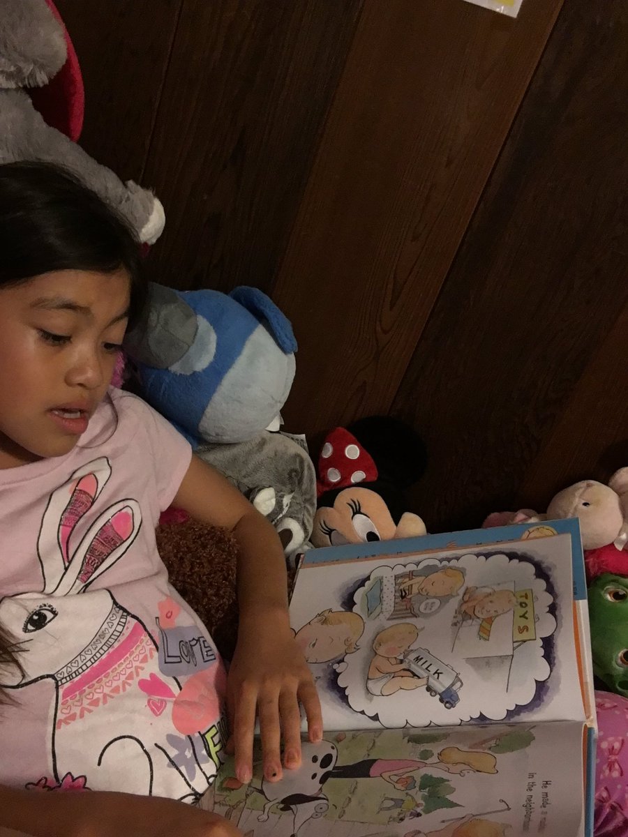 CassieR808's tweet photo. Daughter reading me a bedtime story. #bigbadbaby @storyguy1 #ReadToMe2017 #engagingeverystudent https://t.co/NFsoFauycU