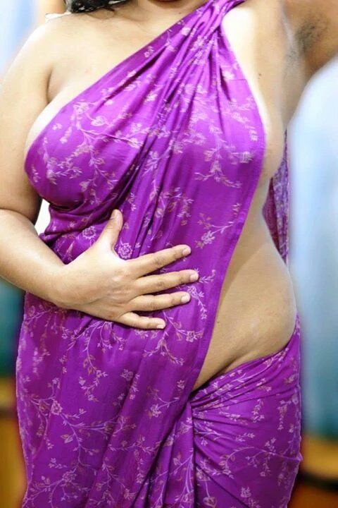 kamal21982373's tweet photo. mom   u  like https://t.co/uuWhArvR0c