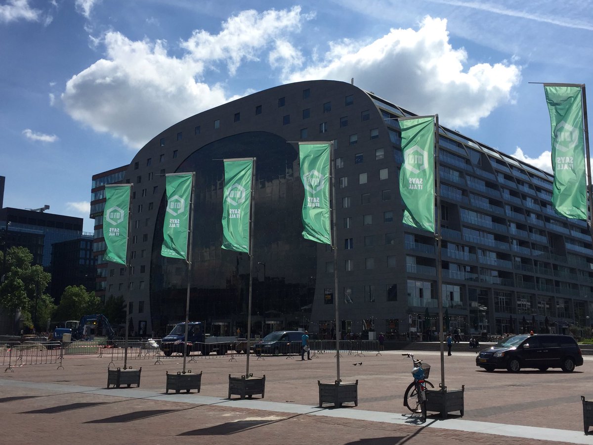 010sia's tweet photo. Vanaf 18.00u neemt Productiehuis FLOW @Keshum je mee op een rondleiding door @indemarkthal en langs @Tijdtrap Gratis entree! #010SAYSITALL https://t.co/5ovUA8i1Es