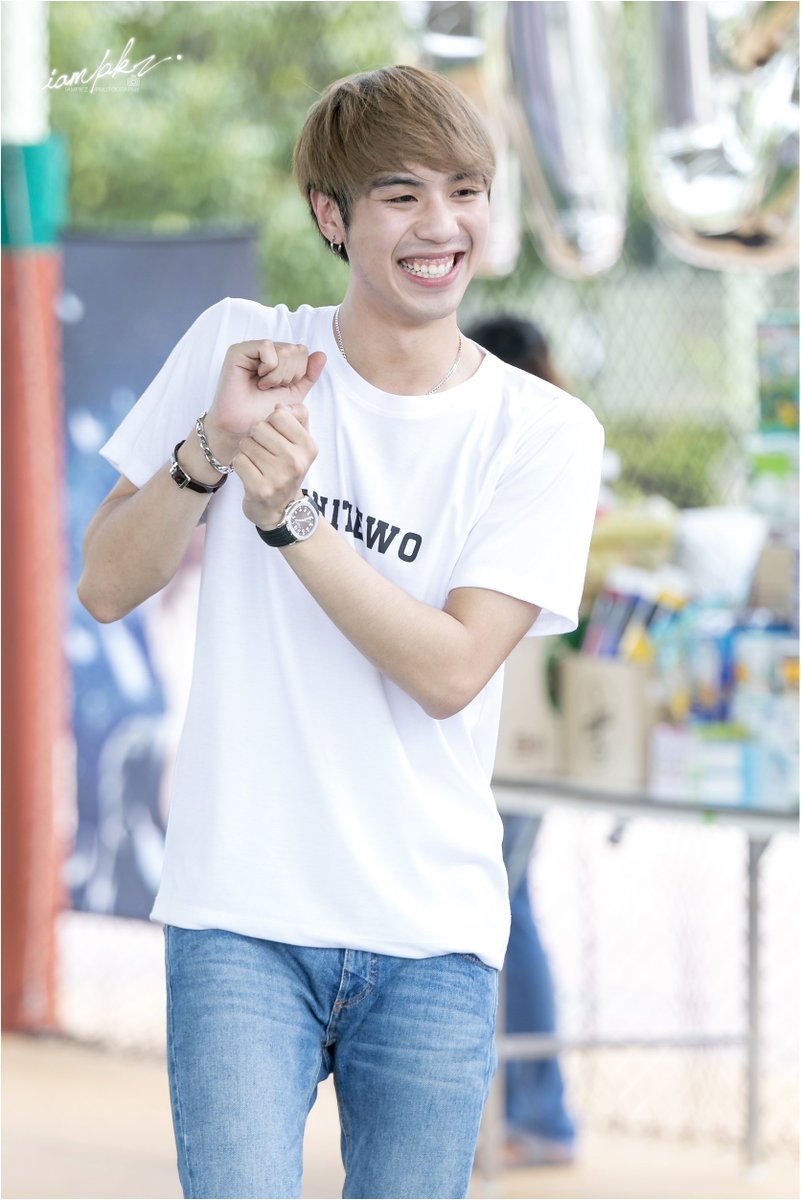 iampk_z's tweet photo. วันนี้วัน #WhitewoDay เรามาแดนซ์กันค่ะ @n_whitewo 
#HBD22ndWhitewoDay #FullfillwithLove https://t.co/bztELjTIfo