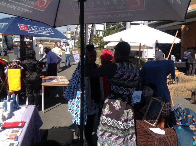 Datacomb tweet media