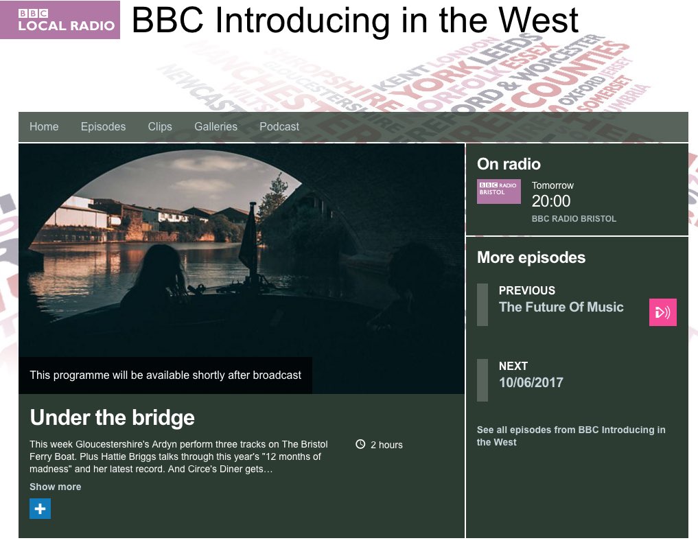 hattiebriggshq's tweet photo. @HattieBriggs on @bbcintrowest with @john_chelt tomorrow evening, #MainEvent #HideEP #12MonthsofMadness chat and 🎤🎹🎸🎹🎤 https://t.co/76sGIpLqL2