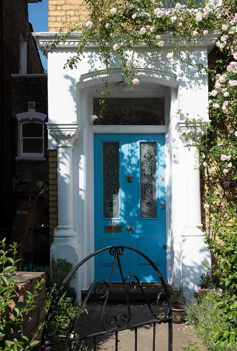 WilberforceRoad's tweet photo. Photographs of Victorian house doors on #WilberforceRoad thanks @AnitaaAnderson https://t.co/x7hic2Qf6i