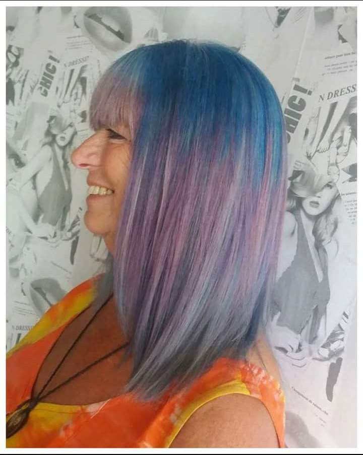 BolderoFilby's tweet photo. We are in love with this pastel rainbow ombré created by Gabbi. It looks fabulous on Maggie &amp; suits her vibrant personality just perfectly🌈 https://t.co/5WBzJJjhXc