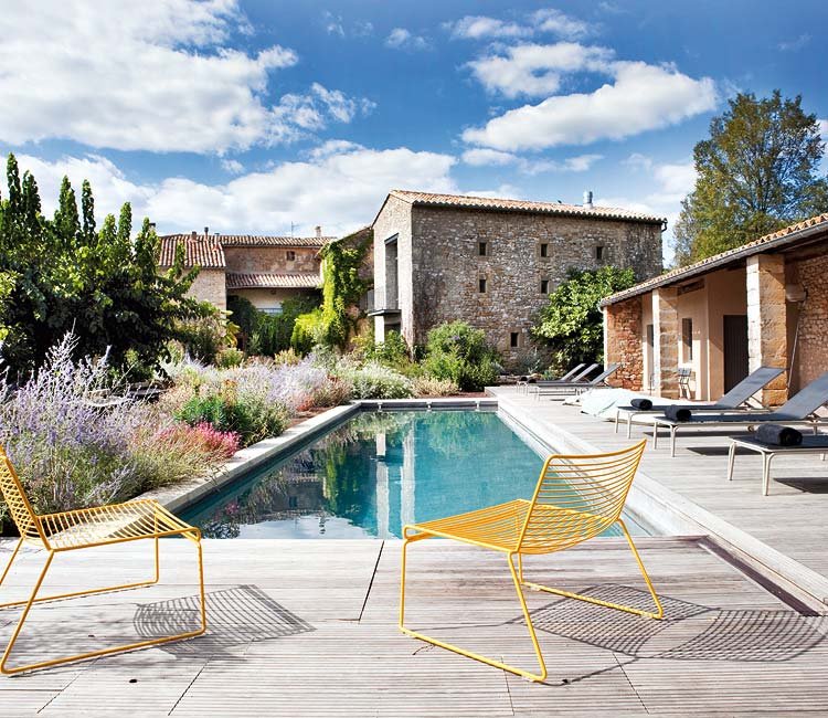 BegonaFG's tweet photo. #hotelesboutique en en el campo y en la ciudad en https://t.co/w2WA76GcJs @MicasaRevista #confort #slowlife #interiorismo top . https://t.co/zBT24Pn2P4