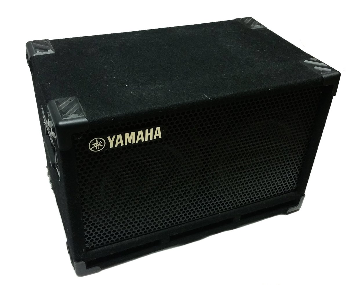 ROCKGUITARSHOP's tweet photo. 2ªmano YAMAHA BTB 500 + PANTALLA 2x10"
https://t.co/88WU0dMzAB https://t.co/WgIbyJG5xg