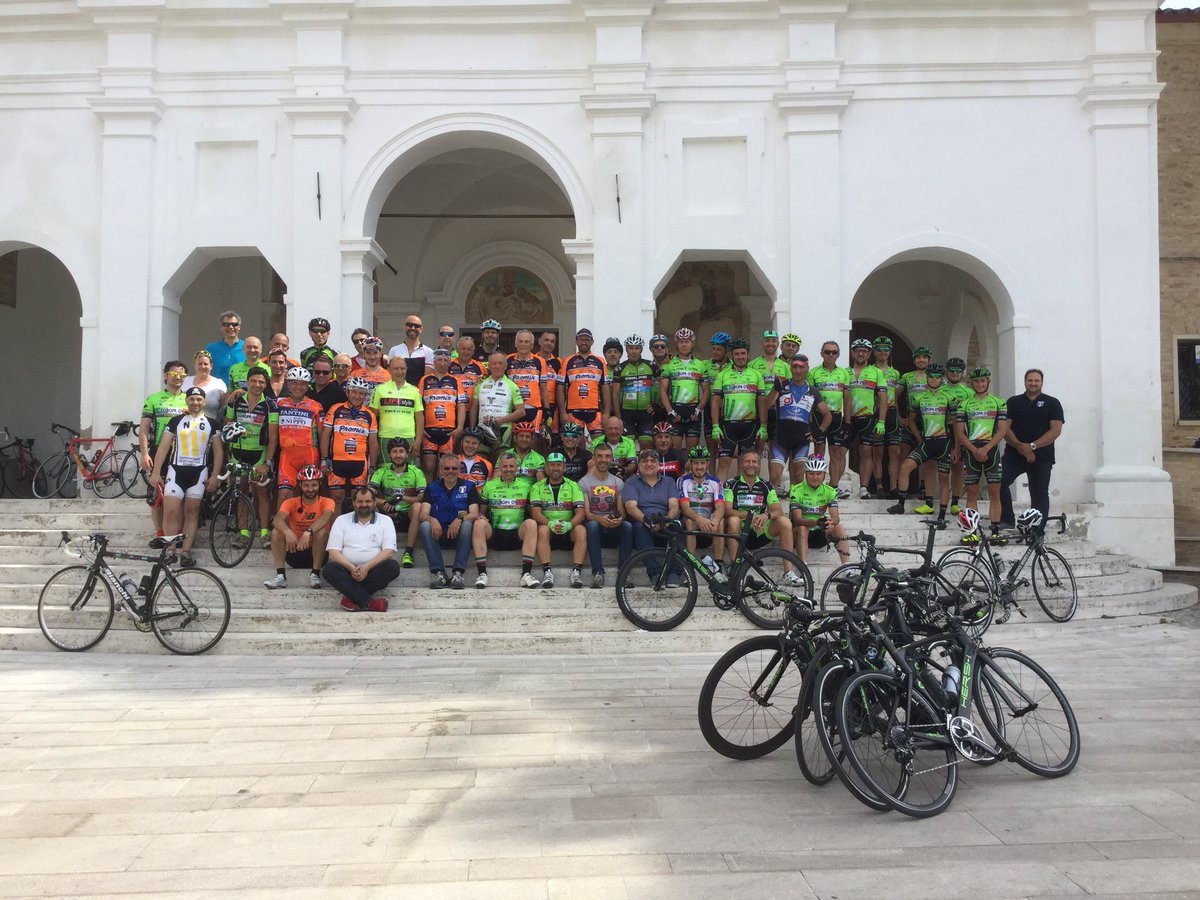 GM_EuropaOvini's tweet photo. La nostra Pedalata per l'Abruzzo non può non passare da Ripa Teatina! 😉👍 https://t.co/oX83KIBbpt