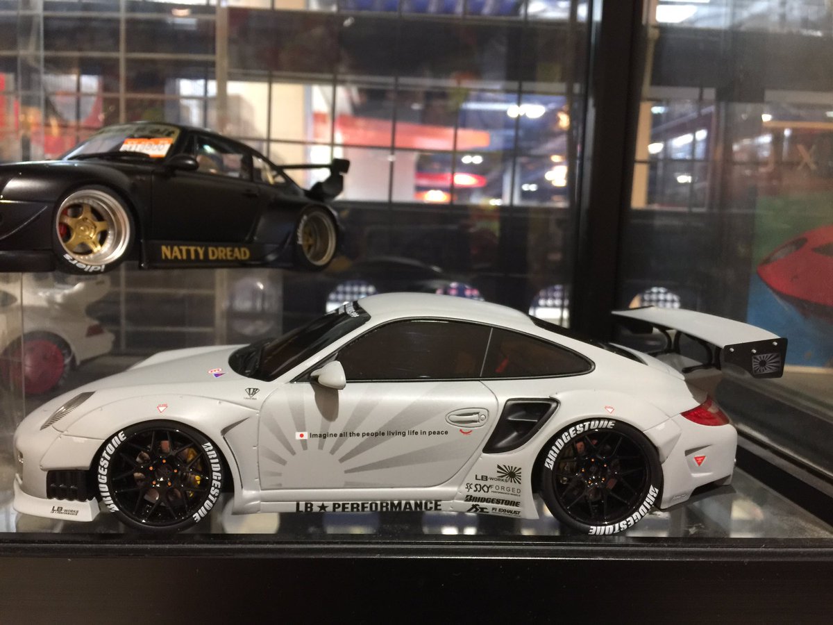gTスピリットから1/18 新入荷！ LBワークスのポルシェ997！ マット