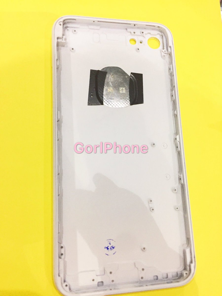 HenaChen's tweet photo. Iphone7 outlook shiny glossy white housing for iphone6/6s. 
WhatsApp us: 0086 13692242586. https://t.co/HixeZmP4Ku