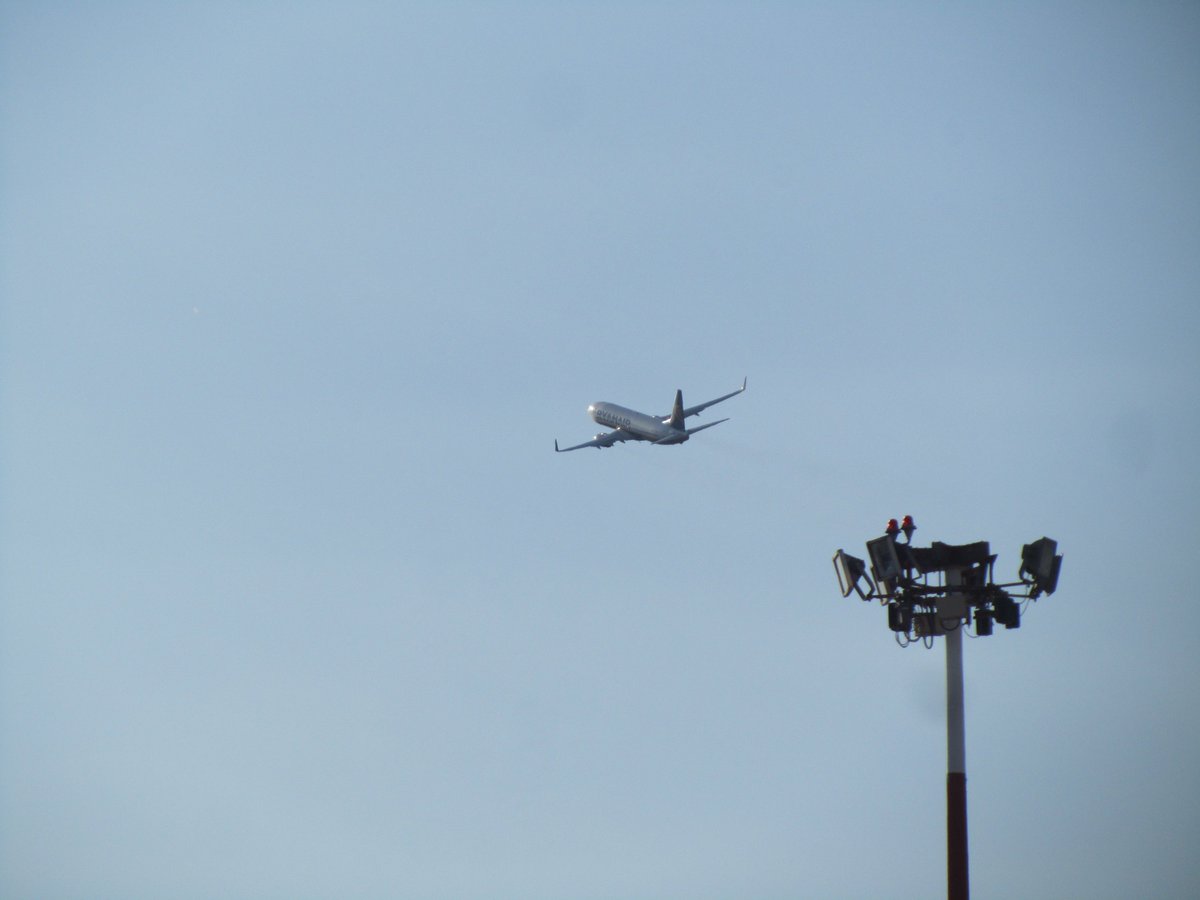 #Friday flight in #MilanBergamoAirport