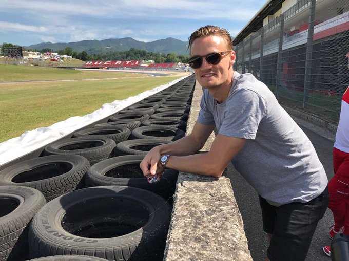 View image on Twitter View image on Twitter