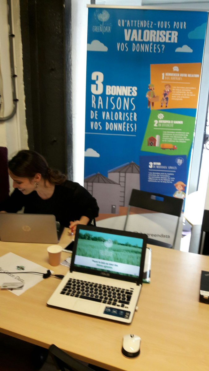 thegreendata's tweet photo. TGD aux LFDays. Merci #LFday2017 pour l'invitation :) C'était top !!! https://t.co/8uK4nMT4bH