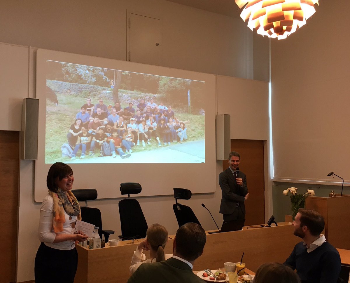 JenniMarko's tweet photo. MBA-opinnoissa plussaa mm. johtamisopit, käytännönläheisyys ja tiimityö @AnneVanhala ja @AksuTuominen kertovat. #cassustudentbrunch https://t.co/gWewIeWPin