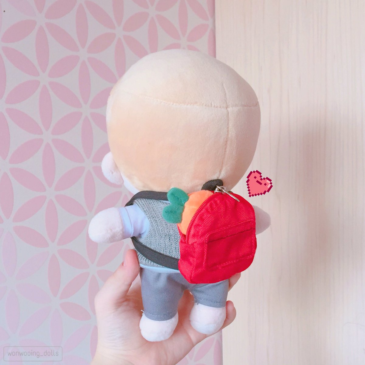wonwooing_dolls's tweet photo. 또 사놓튀 하는 못난 누잉을 용서해주새요.. 새 아가가 왔는데 그냥 지나칠 수 업서서 사진이라도 올리고 감니ㄷㅑ,,요즘 너무 못 들어오죠ㅠㅅㅠ

그래도 저 어디 간거 아니니까 꼭 시험끝나면 자주 들어오께요💕💓 

그리고 예쁜 우리 꺄륵이좀 봐주새요🙈 https://t.co/0MaJZoqV6Q