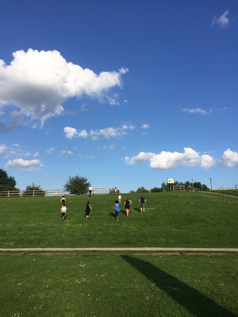 StrFasFit's tweet photo. Great turn out to the HIIT classes yesterday at Mercian Way Park. Temperatures were high but so were the effort levels 💪🏻 @ActiveSlough https://t.co/leYb9FyGlz