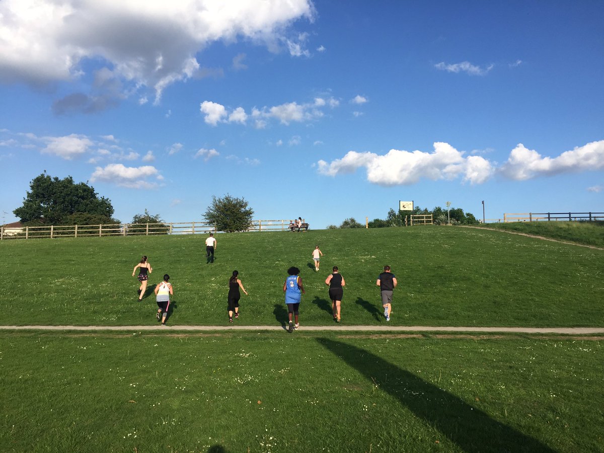 StrFasFit's tweet photo. Great turn out to the HIIT classes yesterday at Mercian Way Park. Temperatures were high but so were the effort levels 💪🏻 @ActiveSlough https://t.co/leYb9FyGlz