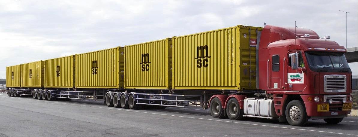 Сколько стоит перевезти 20 тонн. Сцепка контейнеровоз 20 фут. Полуприцеп контейнеровоз 20 футов. Скания 113 контейнеровоз. Скания 20 тонн контейнеровоз.