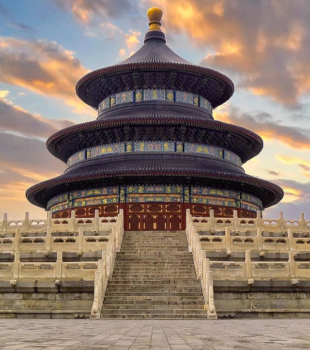 ask_local's tweet image. Are we in heaven yet?⠀
.⠀
⠀
The Temple of Heaven, Beijing, China⠀
.⠀
Looks beautiful ⠀
.
#asklocal #travel #China #beijing #temple #heaven