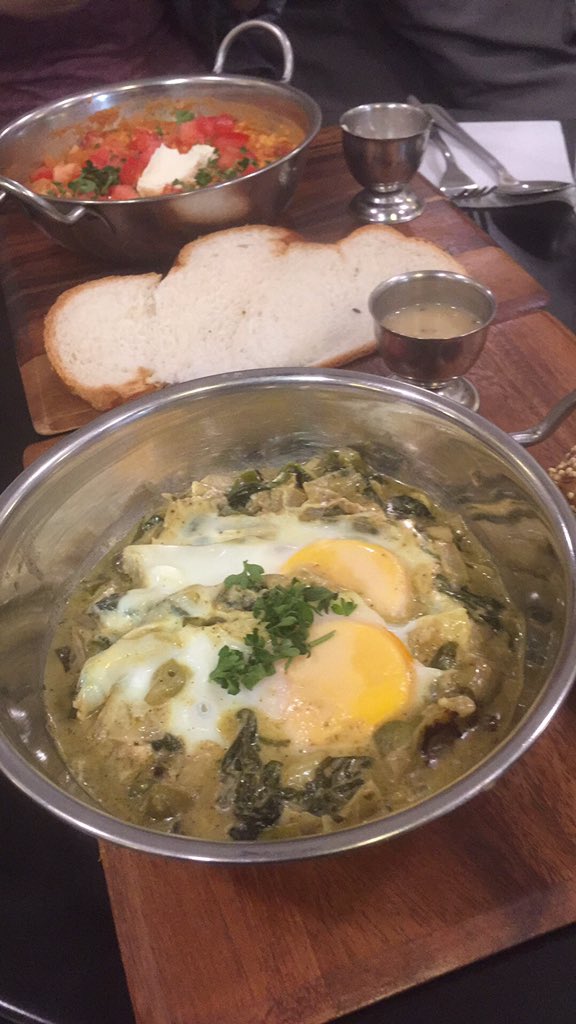 eris1's tweet photo. Desayuno en Camden! @argentina_jime https://t.co/xsX1tcBDAh