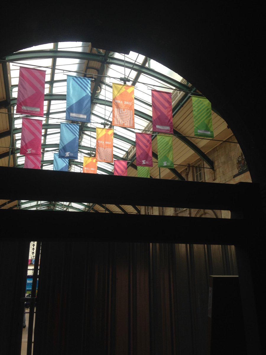 CarltheChippy's tweet image. Working in Paragon Station #Hull2017