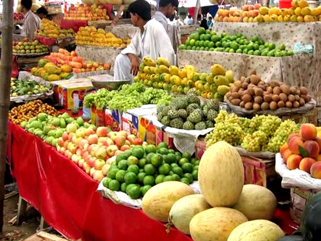 I support this cause. I am sure Govt. won't decrease prices, coz they enjoy luxurious life on our tax😡but we should give msg #FruitBoycott