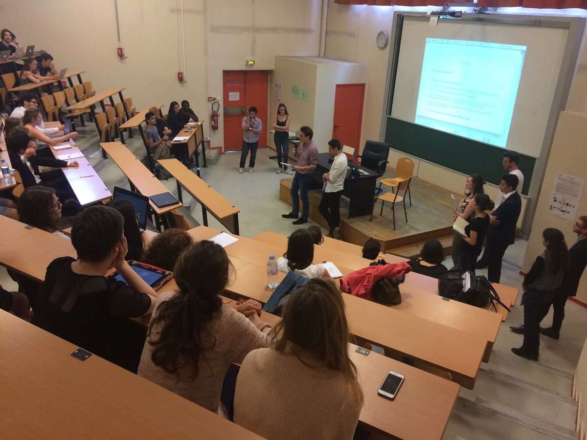 M1IPIT_Saclay's tweet photo. #MASTERCAMPSACLAY: avocat logiciel et juge robot demain ? Ou avocat programmeur ?@Master1_PIDN @M1IPIT_Saclay https://t.co/wlXGhiIq2F