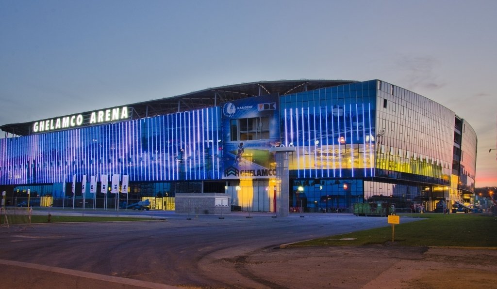 carmen_werff's tweet photo. Mooie fanexperience cases op een prachtige locatie @kaagent #footballlunatic #sportstechnology  #fanengagement #digitalmarketing https://t.co/1P6yQo9Fe5