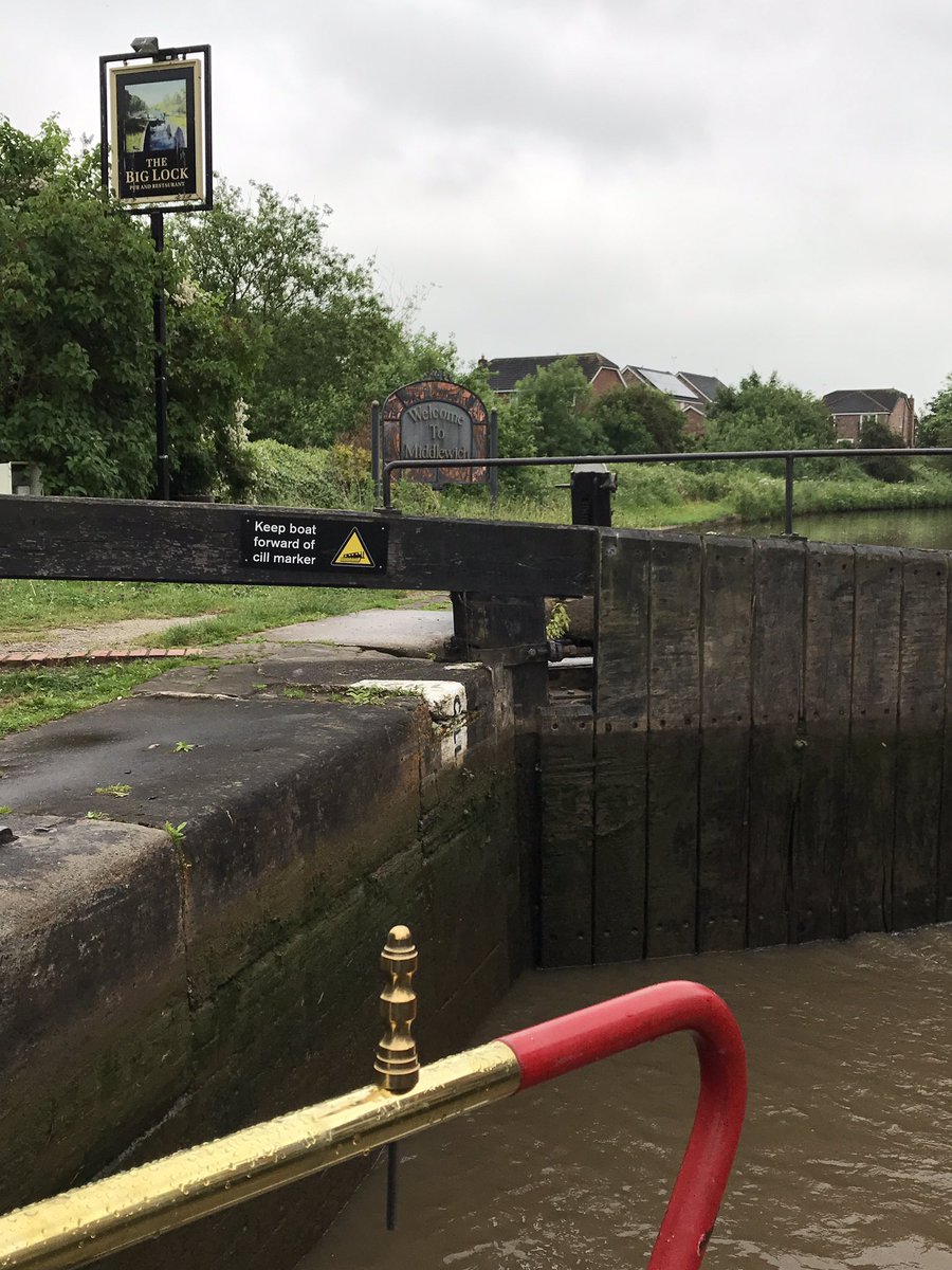 NBKinver's tweet photo. Last lock of the holiday! 😢#Middlewich
Big Lock (75) Trent &amp; Mersey 
3 weeks
242 miles
202 locks 
Amazing trip! 🤗 #lovecanals https://t.co/OqOVwcBo1F