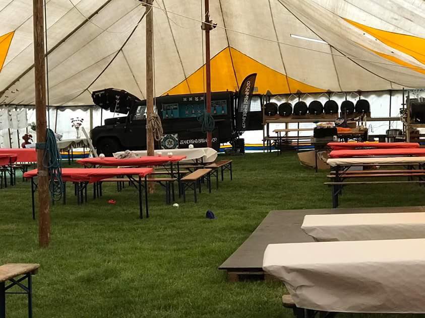 BeathBrewing's tweet photo. Bar looking good for tonight. There's always one @standysbrewing, so they bring a jeep @inverkeithing @dalgety bay junefest https://t.co/kvz9GXiN4e
