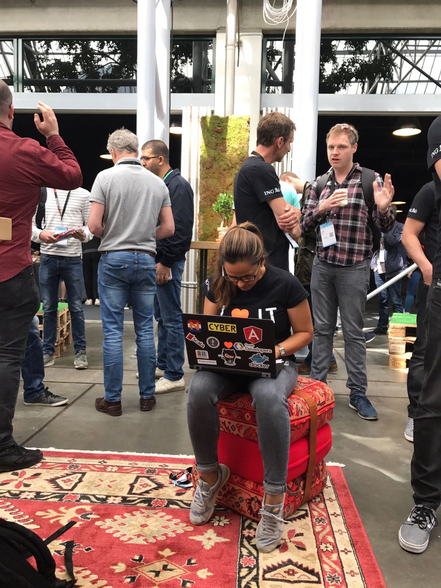 ingnl_werkenbij's tweet photo. Working for ING on the booth. My laptop is already IT-branded. #werkenbijING #scaladays #INGlovesIT ^Mariam https://t.co/LmTEJtyCz6
