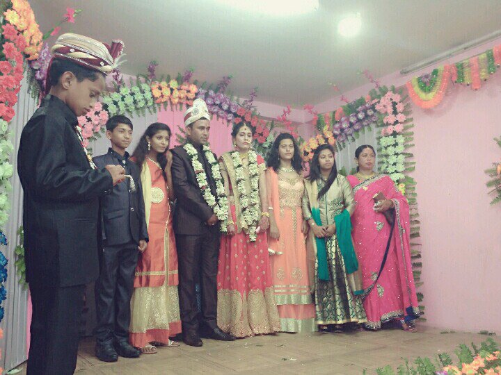 raaznishmahaset's tweet photo. #latepost
#mamumarriage https://t.co/T718DcpFh4