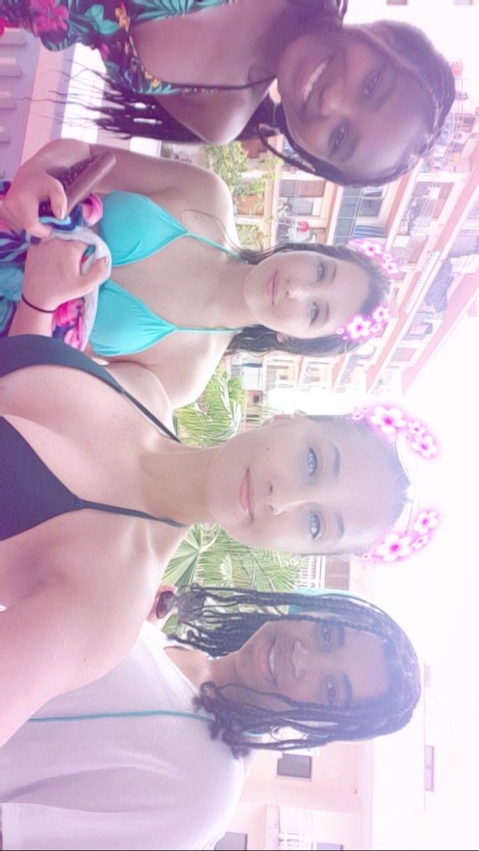 slawley15's tweet photo. Had such an amazing time this week, thank you❤️ 
@RastrickSports @RastrickHigh #RHSontour #thisgirlcan https://t.co/WXpIx4tZyl