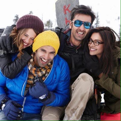 DeepikaFCP's tweet photo. Our favorite film❤
We want YJHD part 2 with the same cast @karanjohar please 😍
#4yearsofYJHD https://t.co/X1LV93oX6l
