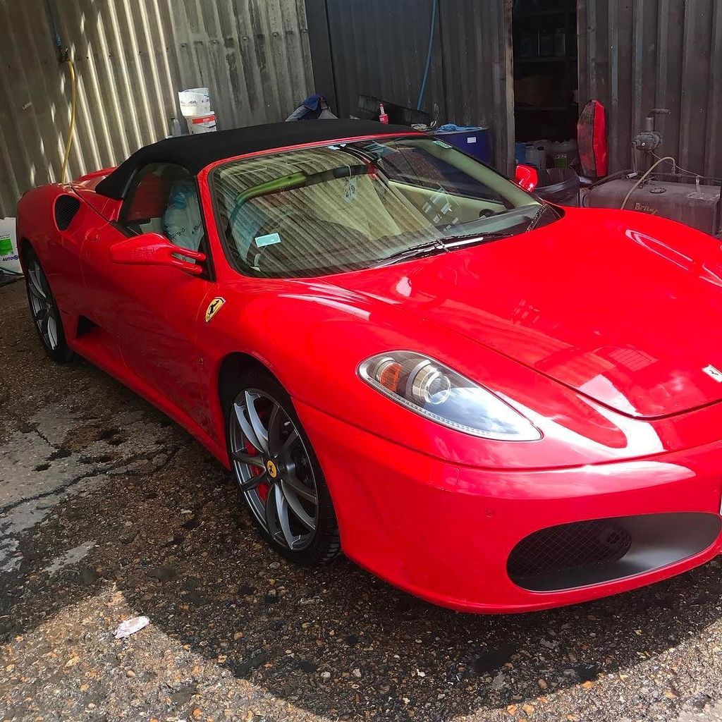 whatsyoursizeuk's tweet image. F430 looking better than ever in the London sun shine 🙌🏼 ift.tt/2slMCcP