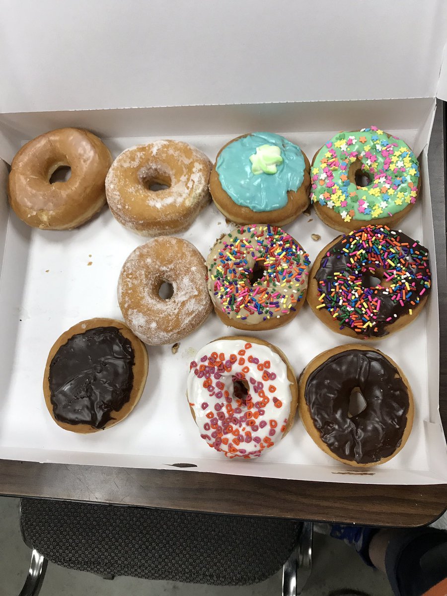 met_3830's tweet photo. National Donut Day! Donuts for us! We even shared with the met night team! How many can you eat? https://t.co/oJ145rPpnD