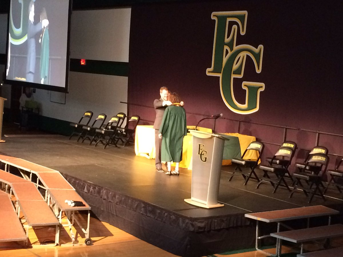 Grenation_XC's tweet photo. Congratulations to @emmies447 on being the Female Athlete of the Year! https://t.co/7MDVM1sylp