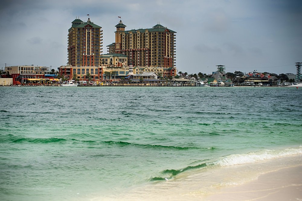 Wyndham_Rentals's tweet photo. Is #Destin #Florida calling your name? Check out where to go &amp; what to see. #vacationdifferently https://t.co/U9cN59syYP https://t.co/nqk8Y5NoT0