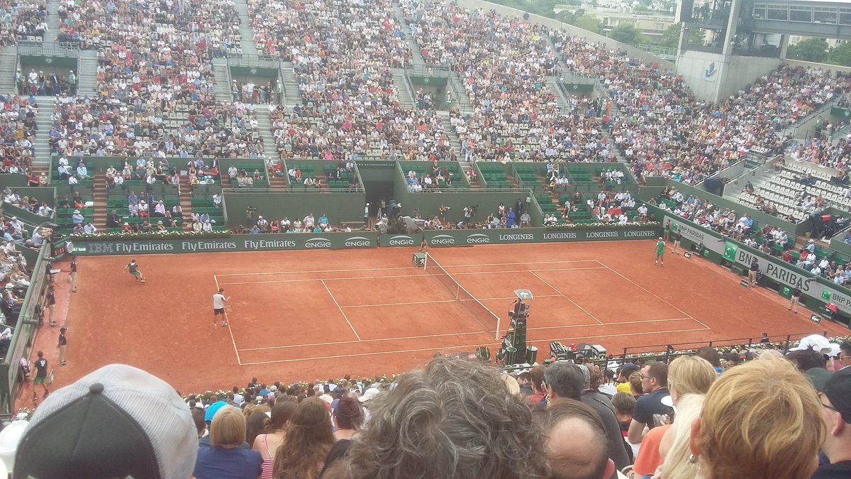Pierro_Desc's tweet photo. Vamos Pouille ! #RG17 https://t.co/jmRh4ZfLO3