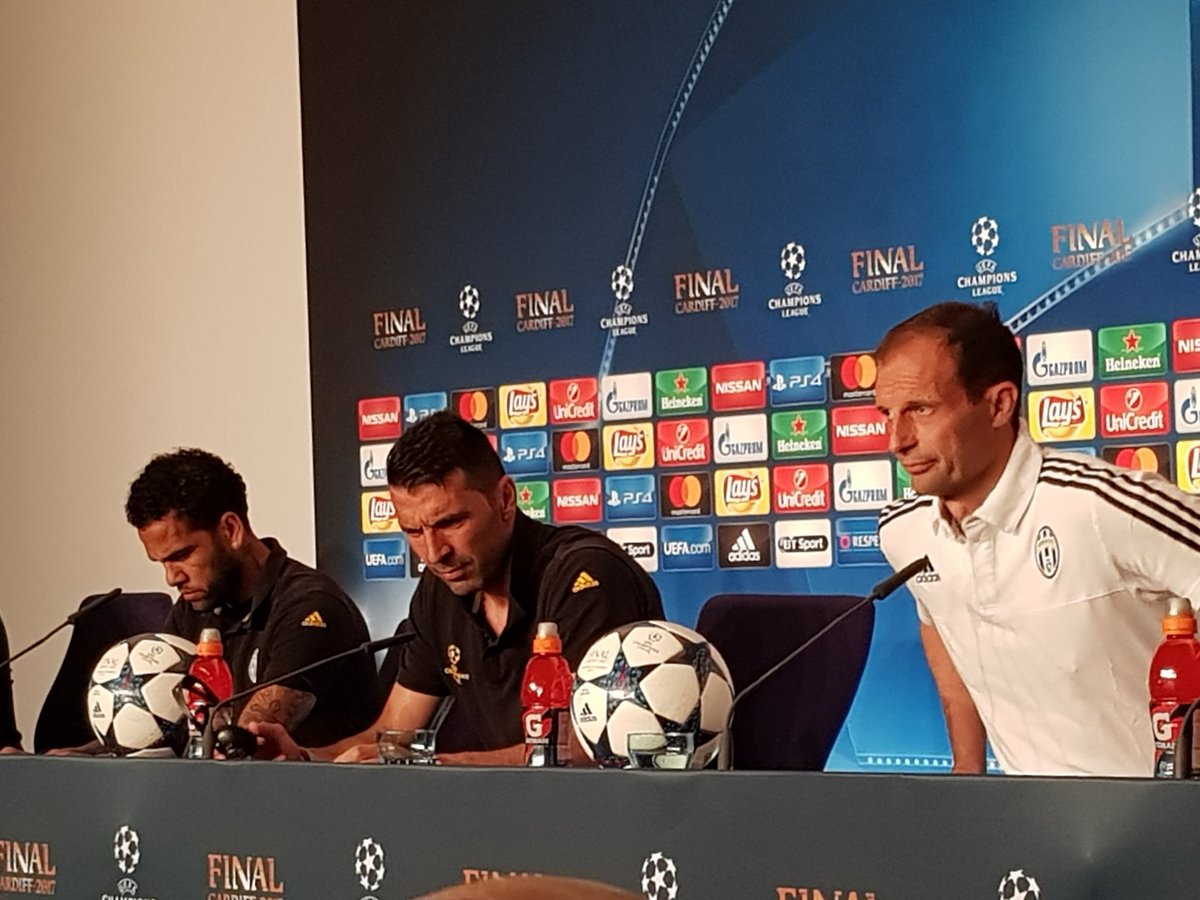 JuventusFC tweet media