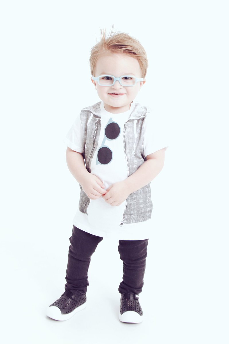 ashleytesoro's tweet photo. Our babes! #LilAnthony & #Gabriella ππ#cutestportraitsession @AnthonyTesoro https://t.co/FhOsGbo3Zu