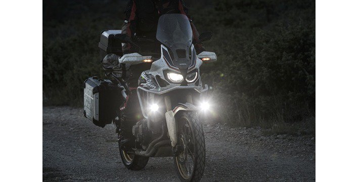 A great time in the year to enjoy cool evening rides out on the #africatwin #trueadventure