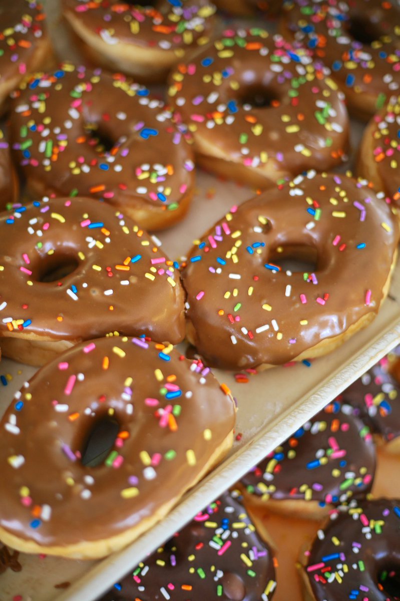 Happy #NationalDonutDayِ! 🍩🍩🍩 go support your favorite local donut shop today!