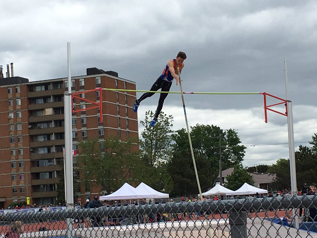hannahgarton's tweet photo. Aiden Allen wins the #ofsaatrackandfield 🥇in JB Pole Vault with a jump of 3.75m! @sssSabres @OFSAATrack https://t.co/owPrgOwTxC