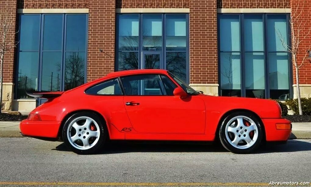 BCJr's tweet photo. Happy #FridayFeeling All.π
#Porsche #964RS #RSAmerica
@PorscheRetail @Porsche911UK
@PorscheSauce @HelenGoff
@FAFBulldog @LienhardRacing ππ₯ https://t.co/pZqIAMH934