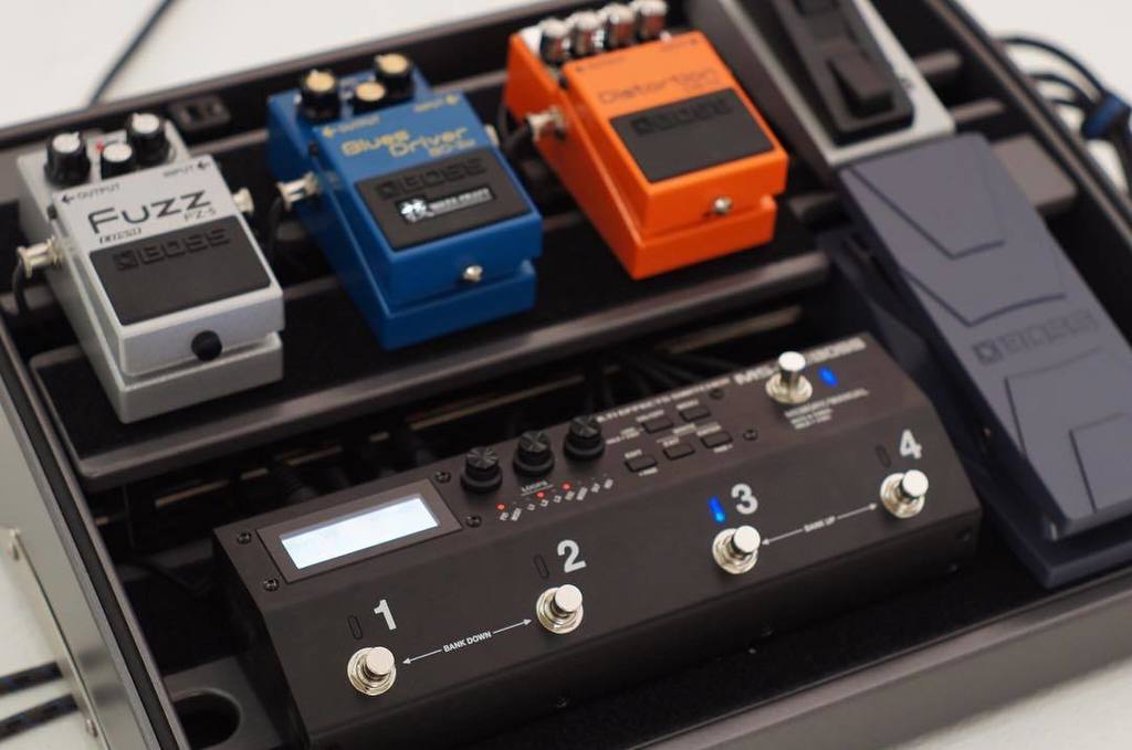 Roland Canada New Boss Ms 3 Multi Effects Switcher Is Compact And Versatile Run Up To Six Internal Pedals At Once While Seamle T Co 2qry5pcm2x T Co 9kd7oxg1zg