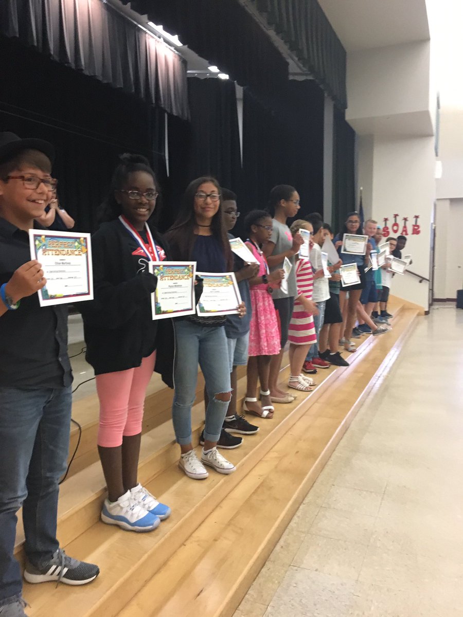 HumbleISD_ESE's tweet photo. 5th Grade Awards!!! @HumbleISD_TMS you are getting AMAZING 6th graders next year! #AlwaysAnEagle 🦅#Proud2BeHumbleISD https://t.co/oqIkhzIhdn